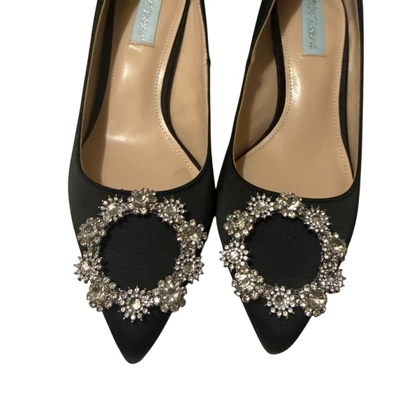 Betsey Johnson SB Lilly Fabric Closed Pointed Toe Classic,copy of MANOLO BLAHNIK - Picture 6 of 11